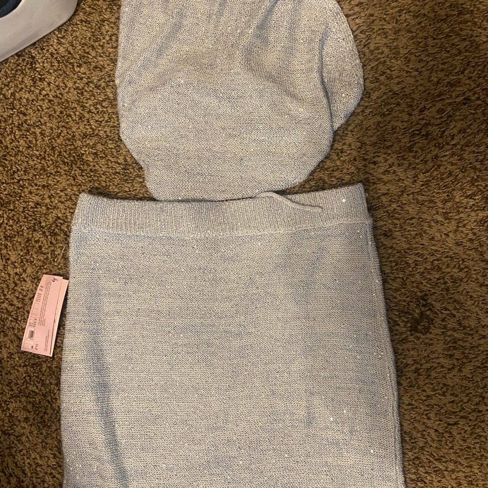 Brand new, tags still on, got it from target but never wore it